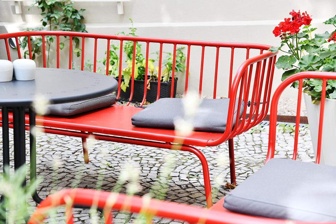 Jethon Studio-Appartement Im Gruenen Bernburg Exterior foto